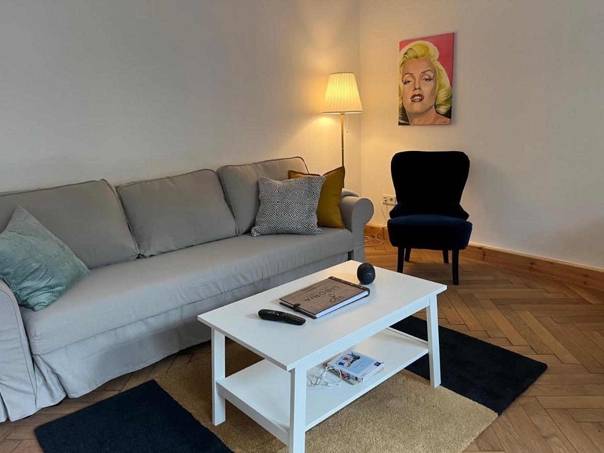 Apartamento Liboria II Wohnen Im Denkmal Augsburgs Exterior foto